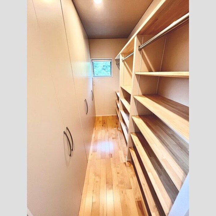 物件内観写真10　(靴箱)