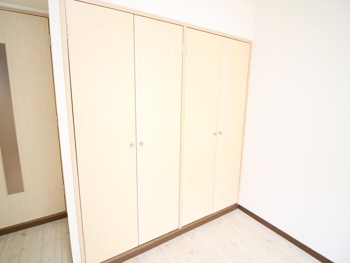物件内観写真10　(収納)