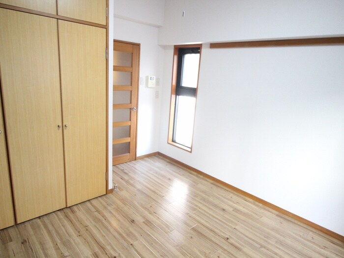 物件内観写真8　(内観写真)