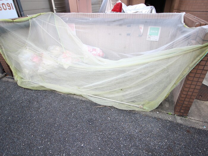 物件外観写真6　(建物設備)