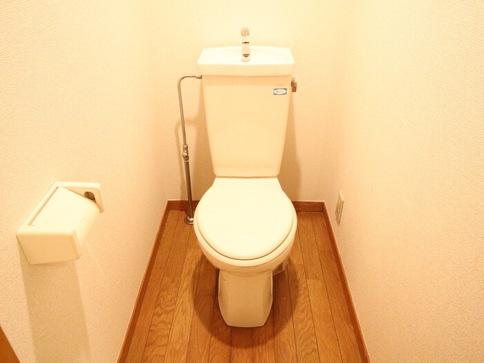 物件内観写真14　(トイレ)