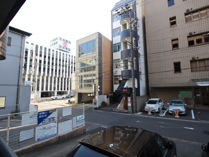 物件内観写真17　(室内からの展望)