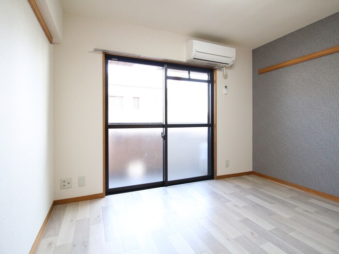 物件内観写真17　(居室)