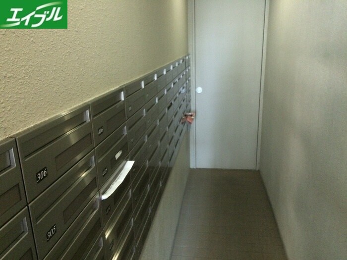 物件外観写真6　(建物設備)