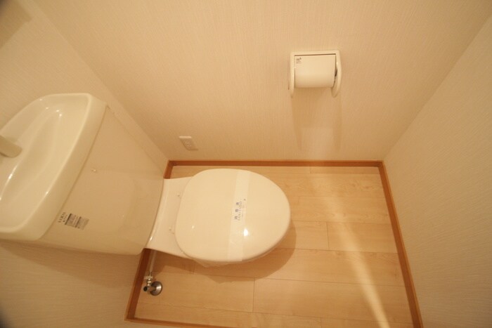 物件内観写真11　(トイレ)