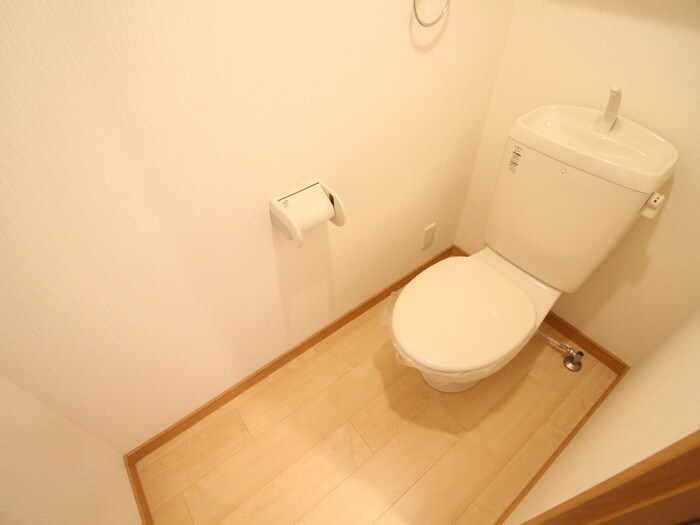 物件内観写真12　(トイレ)