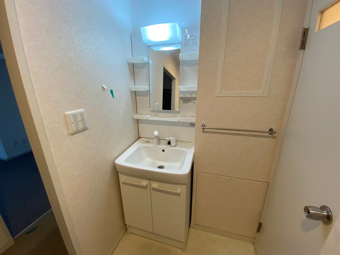 物件内観写真10　(収納)