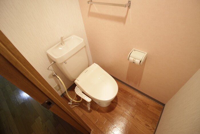 物件内観写真12　(トイレ)