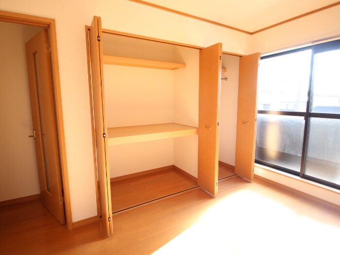 物件内観写真22　(収納)