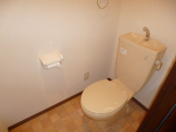 物件内観写真14　(トイレ)