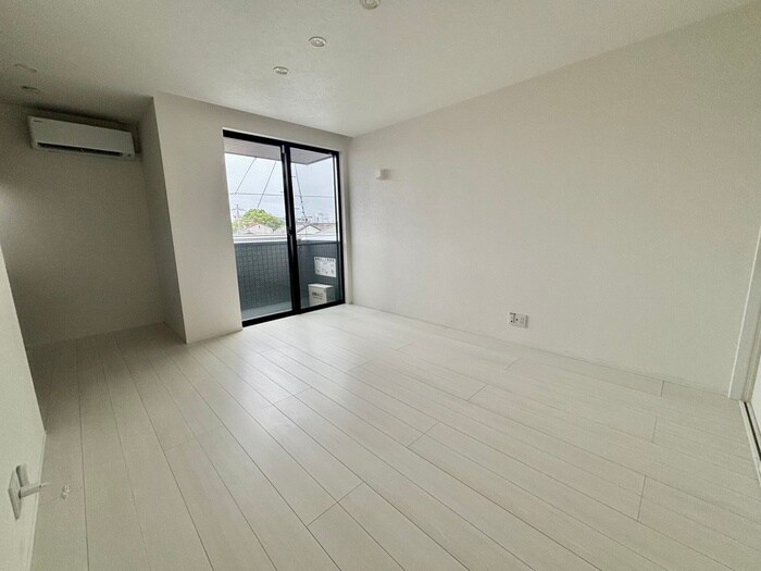 物件内観写真8　(居室)