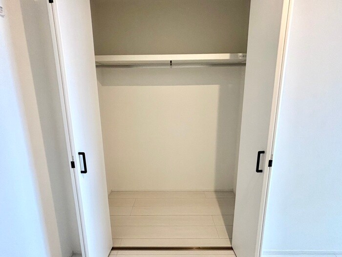 物件内観写真12　(収納)