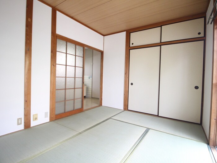 物件内観写真7　(居室)