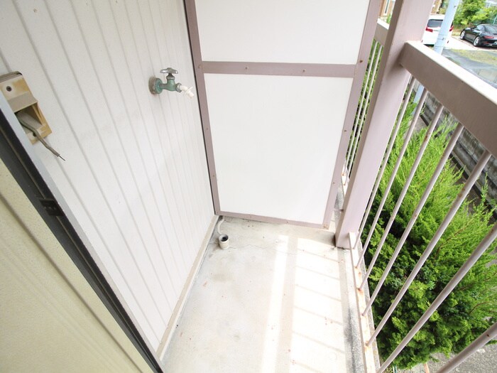 物件内観写真13　(洗濯機置場)