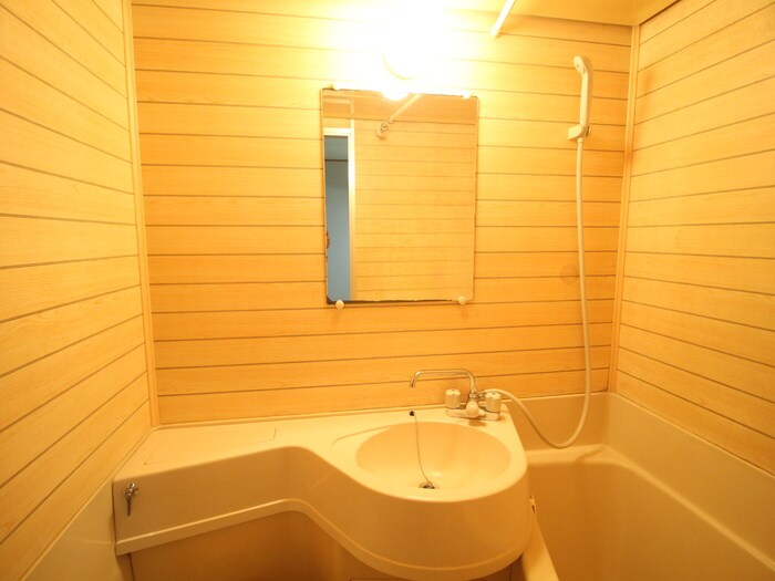 物件内観写真16　(洗面)