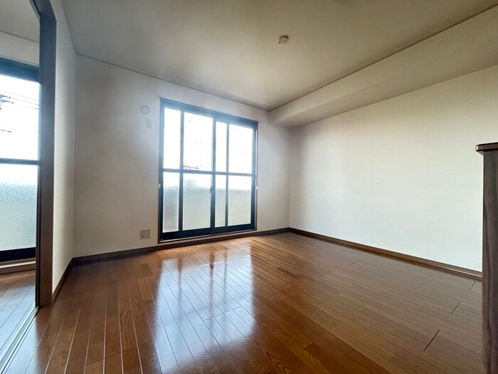 物件内観写真18　(居室)