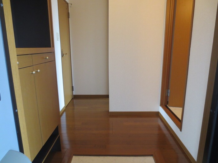 物件内観写真20　(玄関)