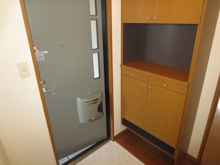 物件内観写真21　(玄関)