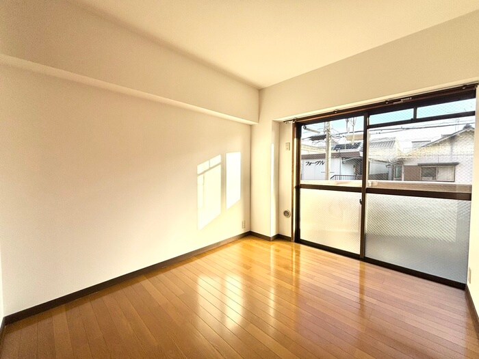 物件内観写真12　(居室)