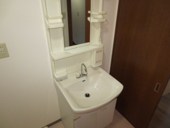 物件内観写真10　(洗面)