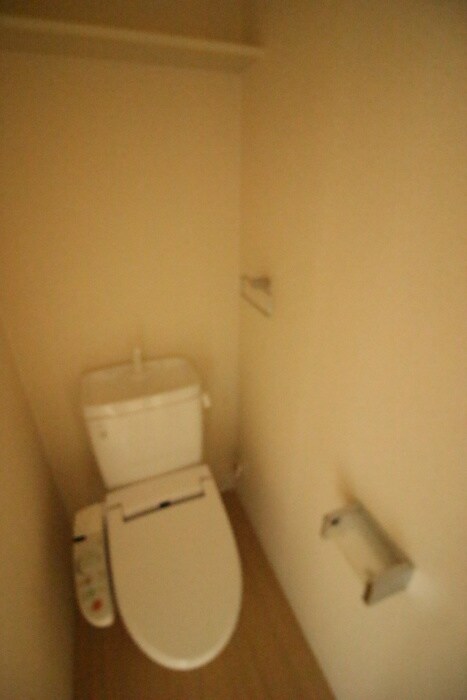 物件内観写真15　(トイレ)