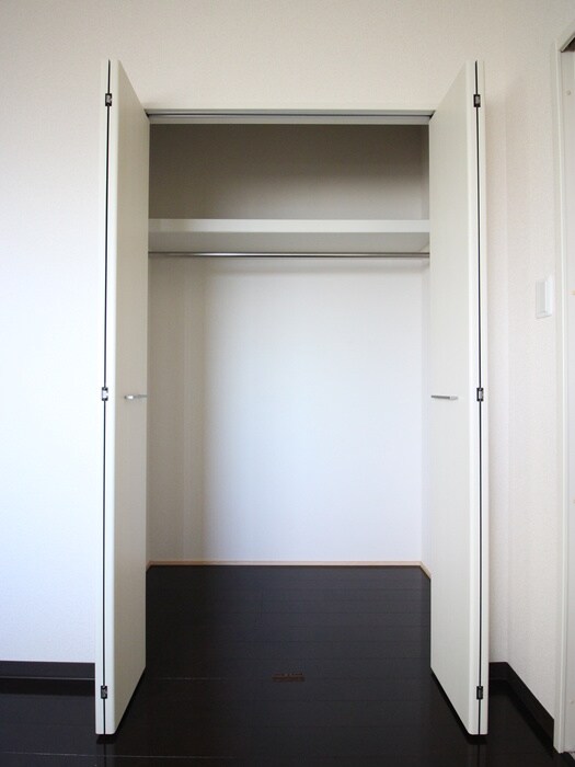 物件内観写真9　(収納)