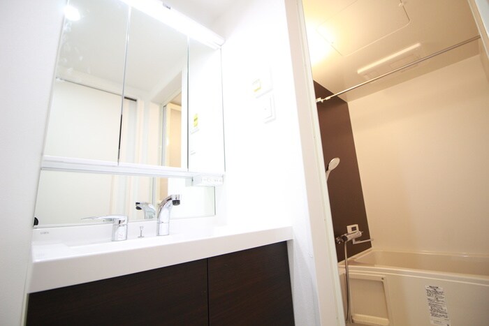 物件内観写真14　(洗面)