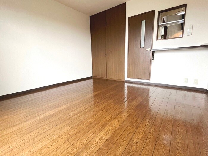 物件内観写真17　(居室)