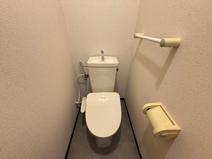 物件内観写真11　(トイレ)