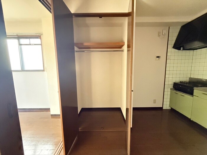物件内観写真13　(収納)