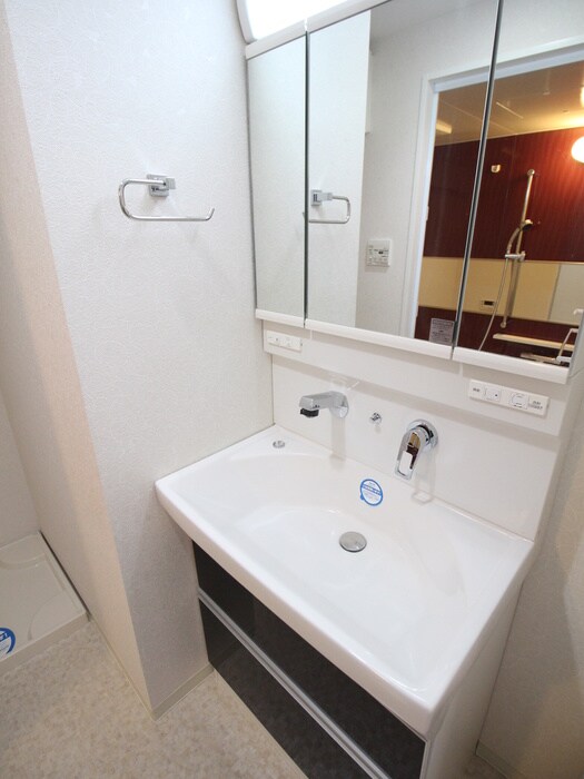 物件内観写真11　(洗面)