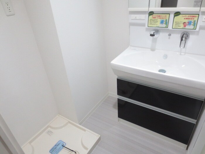 物件内観写真13　(洗面)