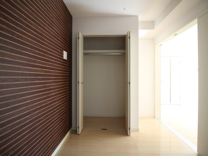 物件内観写真10　(収納)