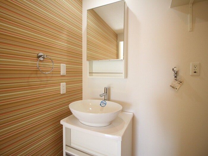 物件内観写真11　(洗面)