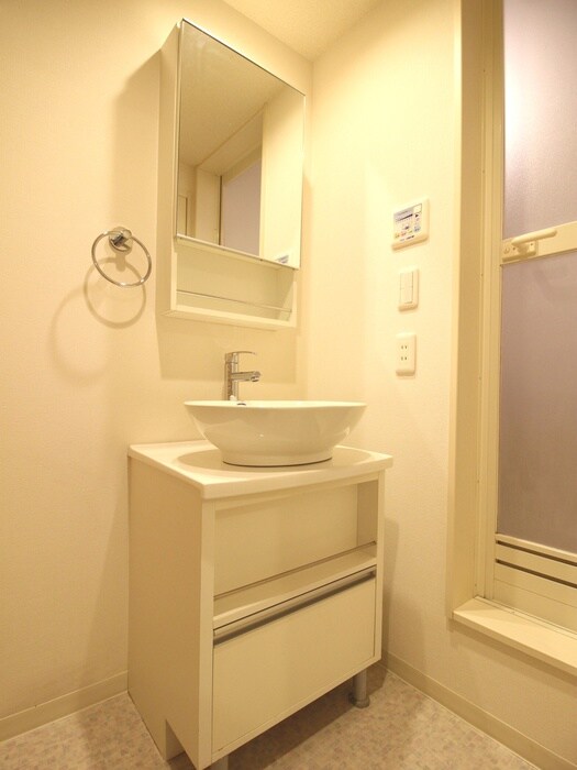 物件内観写真12　(洗面)