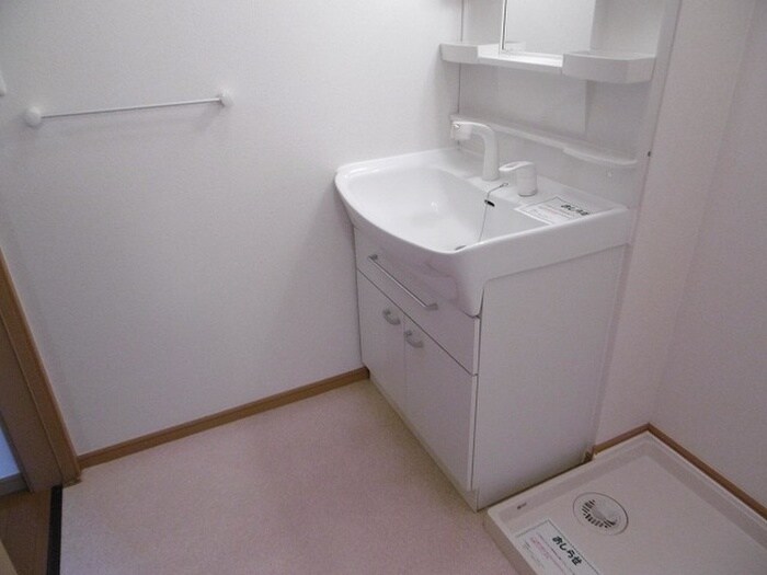 物件内観写真12　(洗面)