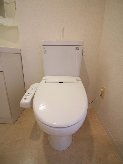 物件内観写真6　(トイレ)