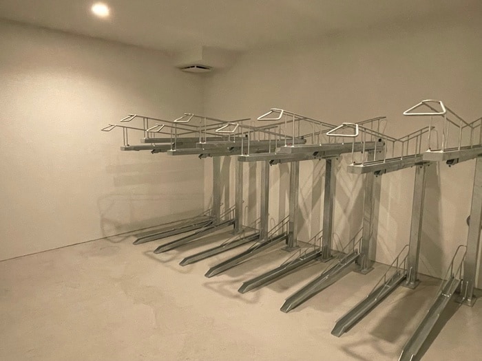 物件外観写真4　(駐輪場)