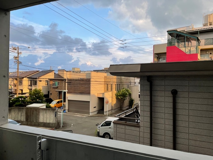 物件内観写真22　(室内からの展望)