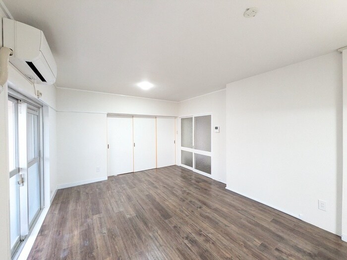 物件内観写真8　(居室)