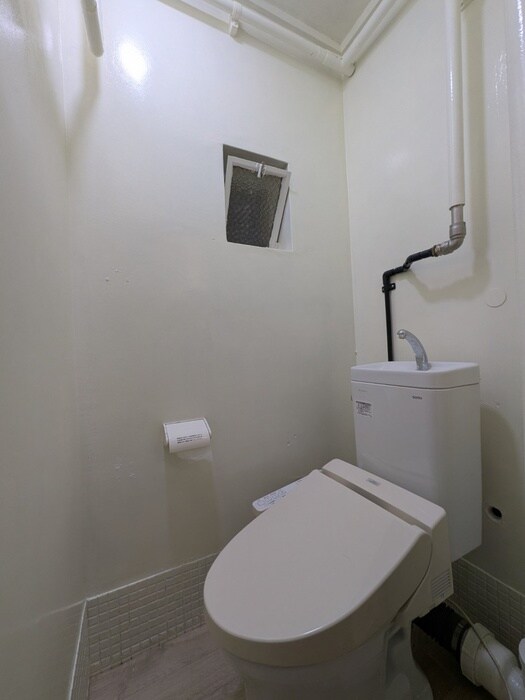 物件内観写真12　(トイレ)