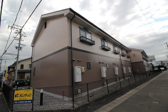 物件外観写真3　(外観写真)