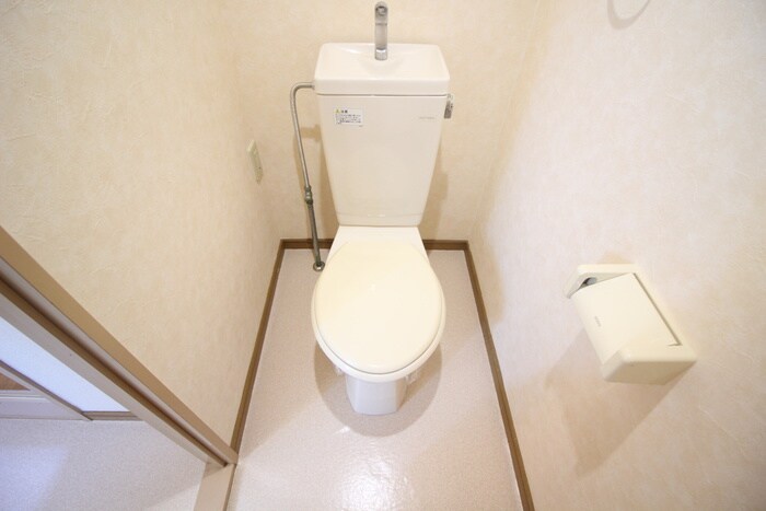 物件内観写真15　(トイレ)