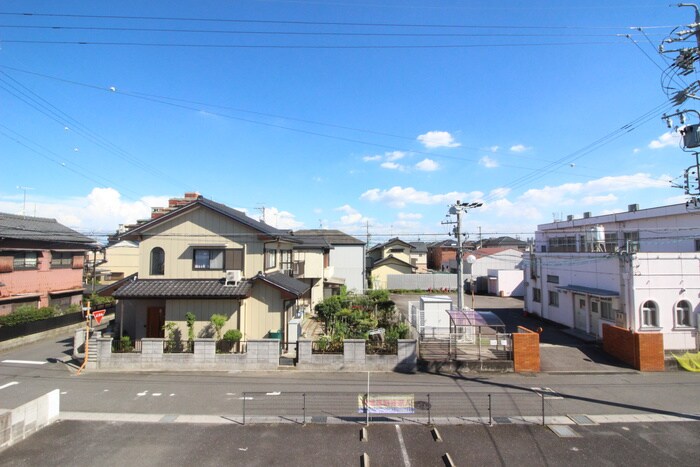 物件内観写真16　(室内からの展望)