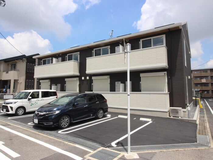 物件外観写真2　(外観写真)