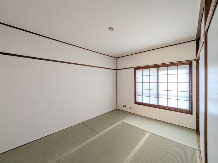 物件内観写真10　(居室)