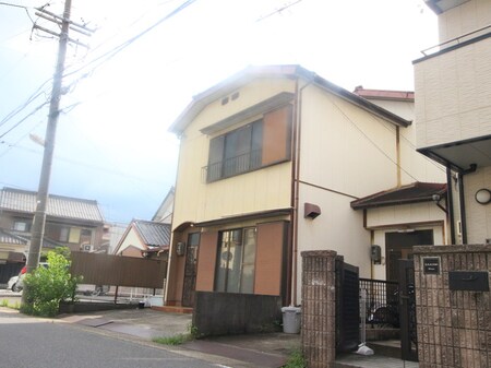明野町貸家外観写真