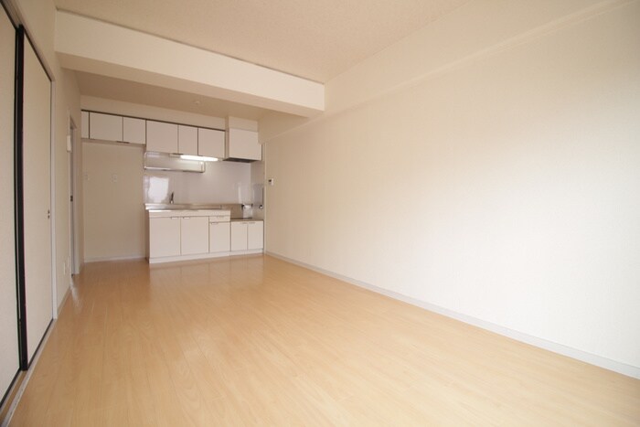 物件内観写真5　(居室)