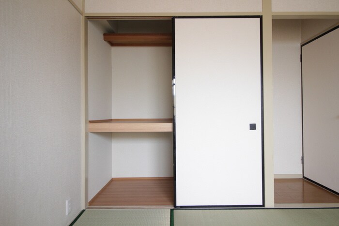 物件内観写真14　(収納)