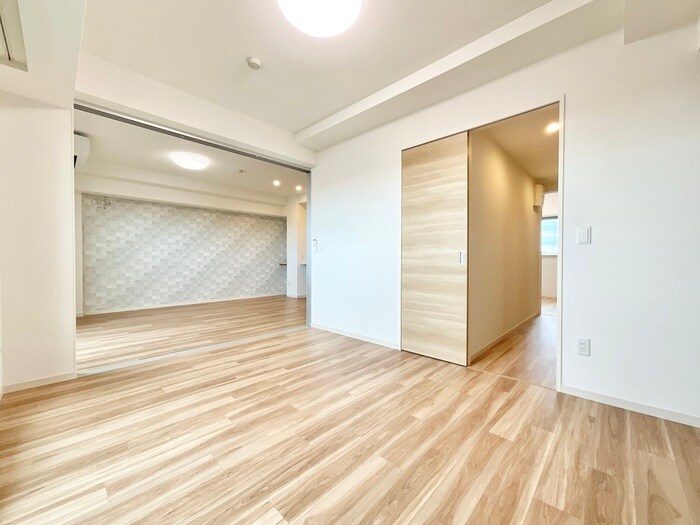 物件内観写真10　(居室)